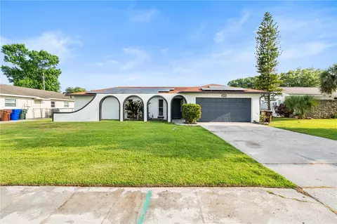 1808 Paradise Dr, Kissimmee, FL 34741