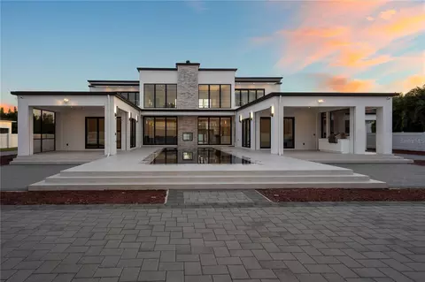 8441 Oakland Pl, Orlando, FL 32819