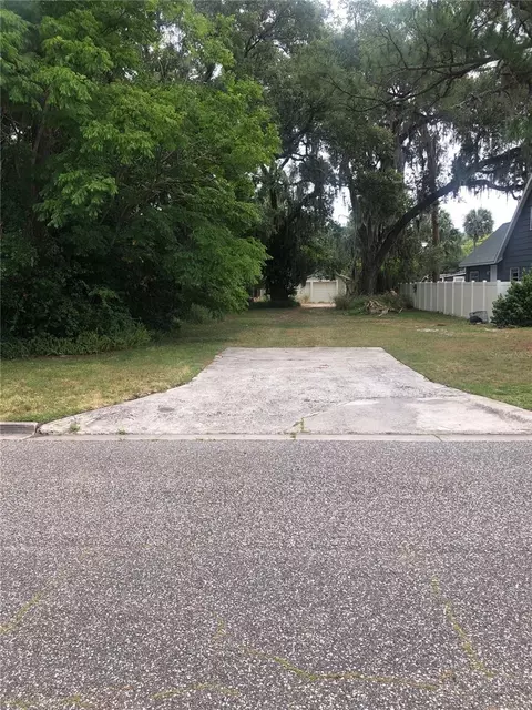 Laurel Avenue, Sanford, FL 32773