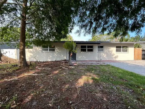 4381 Shore Acres Blvd NE, Saint Petersburg, FL 33703