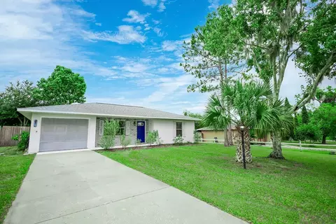 36214 Bristol Cir, Grand Island, FL 32735