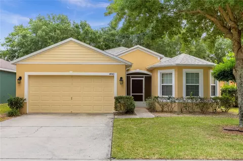 4843 Waters Gate Dr, Tavares, FL 32778
