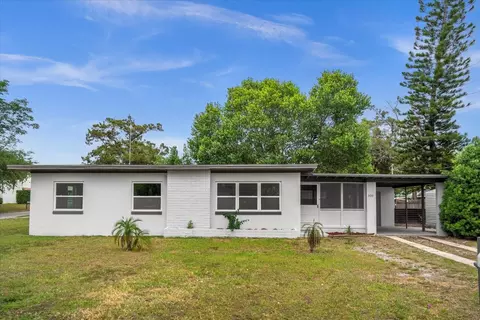 300 E 24th St, Sanford, FL 32771