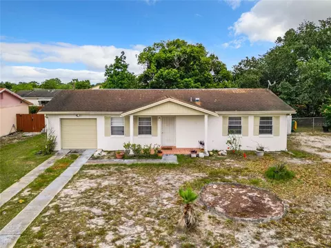 135 Morelia Ln, Kissimmee, FL 34743