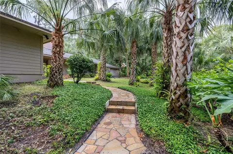 1315 Olympia Ave, Mount Dora, FL 32757