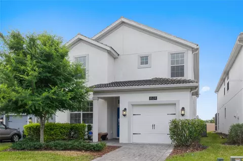 1624 Moon Valley Dr, Davenport, FL 33896