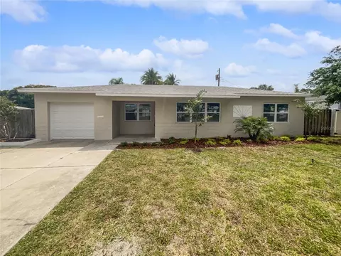 6323 14th St N, Saint Petersburg, FL 33702
