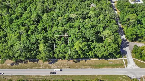 E Rhode Island Avenue, Orange City, FL 32763