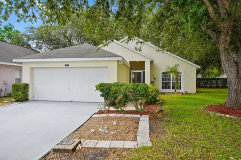 15647 Autumn Glen Ave, Clermont, FL 34714