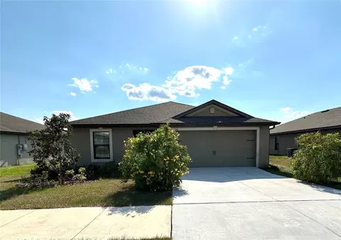1511 Swan Lake Cir, Dundee, FL 33838