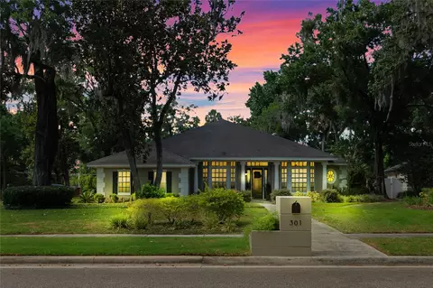 301 Prestwick Ct, Oviedo, FL 32765