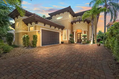 112 Emerald Lake Dr, Palm Coast, FL 32137