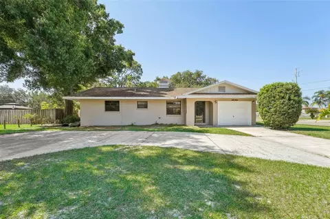 2090 W Hartridge Ter, Winter Haven, FL 33881