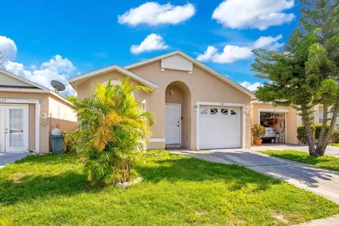 139 Dahlia Village Cir #GE, Orlando, FL 32807