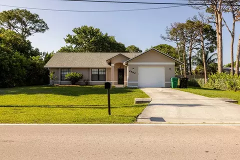 2685 SE Mariposa Ave, Port Saint Lucie, FL 34952