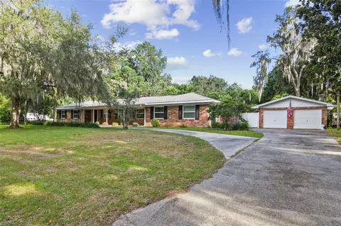 601 Gibson St, Leesburg, FL 34748
