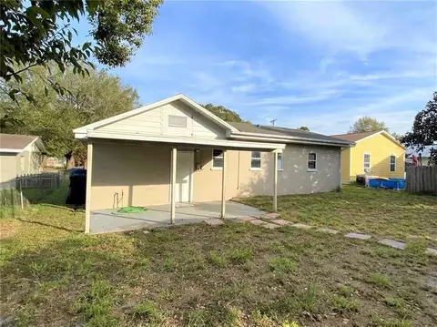 610 Walnut St, Auburndale, FL 33823