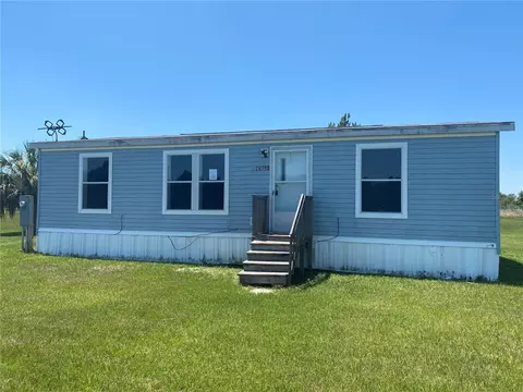 26750 Pelican St, Eustis, FL 32736