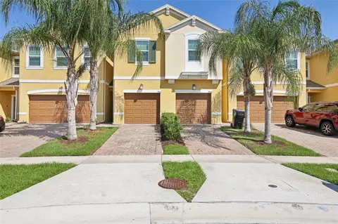 9932 Red Eagle Dr, Orlando, FL 32825