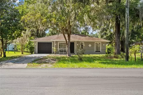 605 4th St, Wildwood, FL 34785