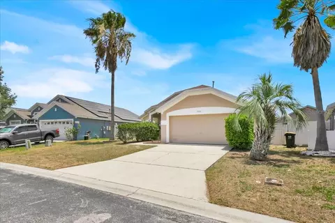 308 Sir Phillips Dr, Davenport, FL 33837