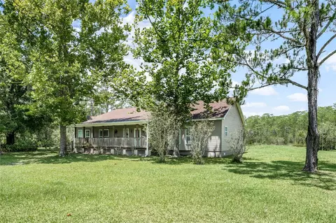 864 Settlers Loop, Geneva, FL 32732