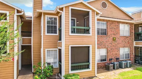 5540 Devonbriar Way #H-205, Orlando, FL 32822