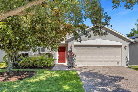 720 Home Grove Dr, Winter Garden, FL 34787