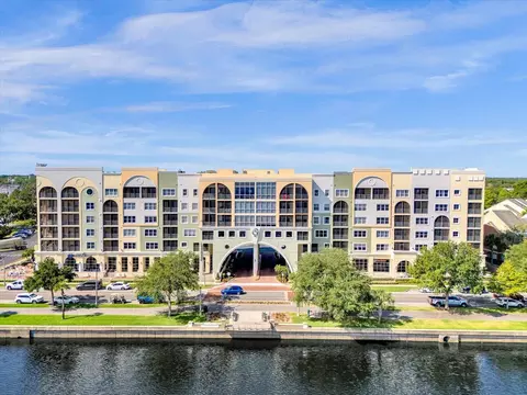 225 W Seminole Blvd #402, Sanford, FL 32771