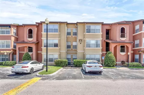 5120 Conroy Rd #37, Orlando, FL 32811