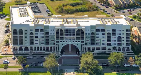 225 W Seminole Blvd #305, Sanford, FL 32771