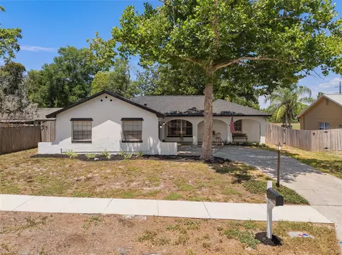 2823 N Bermuda Ave, Apopka, FL 32703