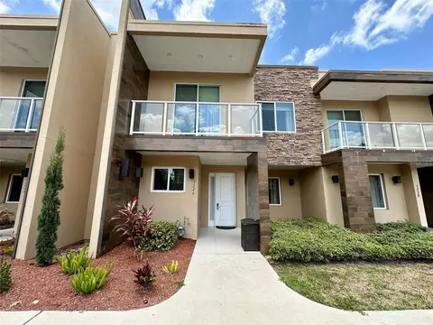 3226 Brasilia Ave, Kissimmee, FL 34747