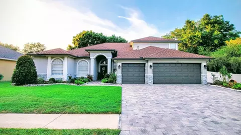 5433 Winhawk Way, Lutz, FL 33558