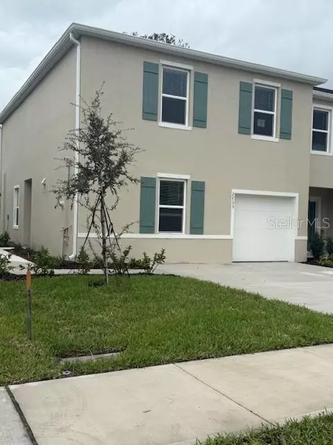 2733 Silver Canoe Dr, Edgewater, FL 32141