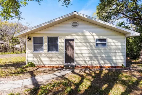 706 Howey Rd, Groveland, FL 34736