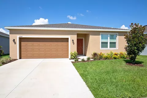 2727 Rowan St, Tavares, FL 32778