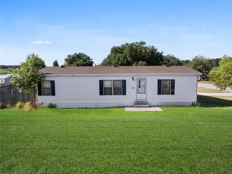 1101 Peninsular Dr, Lake Wales, FL 33853