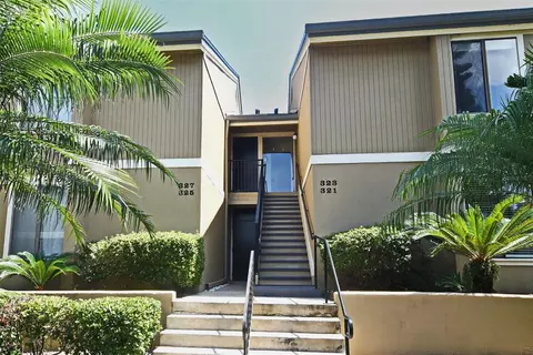 323 W Lake Faith Dr, Maitland, FL 32751