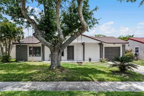 10532 Montpelier Cir, Orlando, FL 32821