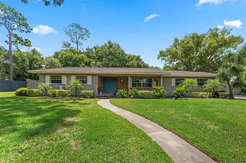 111 Highland Ct, Lake Mary, FL 32746
