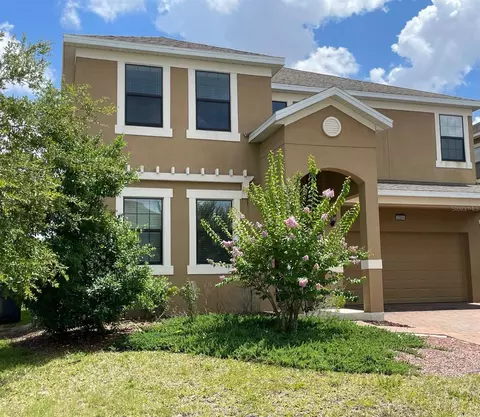 2324 Victoria Dr, Davenport, FL 33837