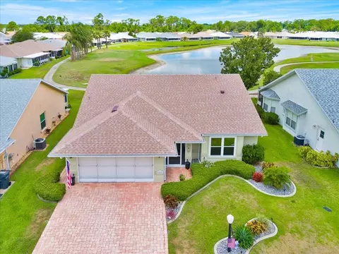 501 Eastlake Dr, Haines City, FL 33844