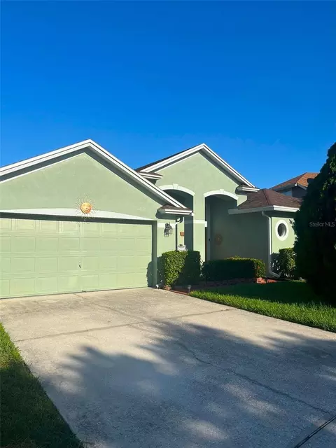 821 Golden Pond Ct, Orlando, FL 32828
