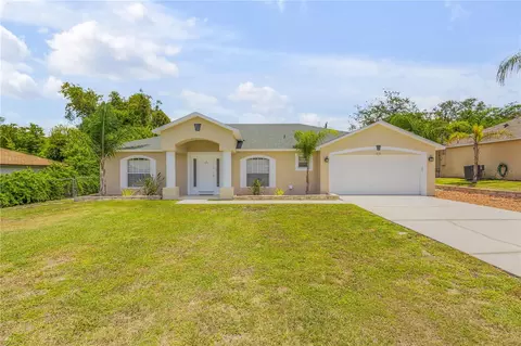 213 Highland Dr, Deltona, FL 32738