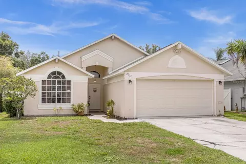 2032 Grasmere Dr, Apopka, FL 32703