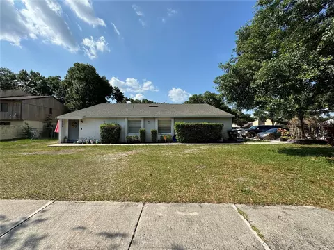 1677 Crystal Park Cir, Lakeland, FL 33801