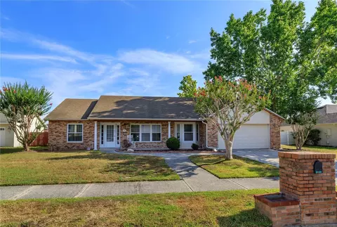 1037 Autumn Leaf Dr, Winter Garden, FL 34787