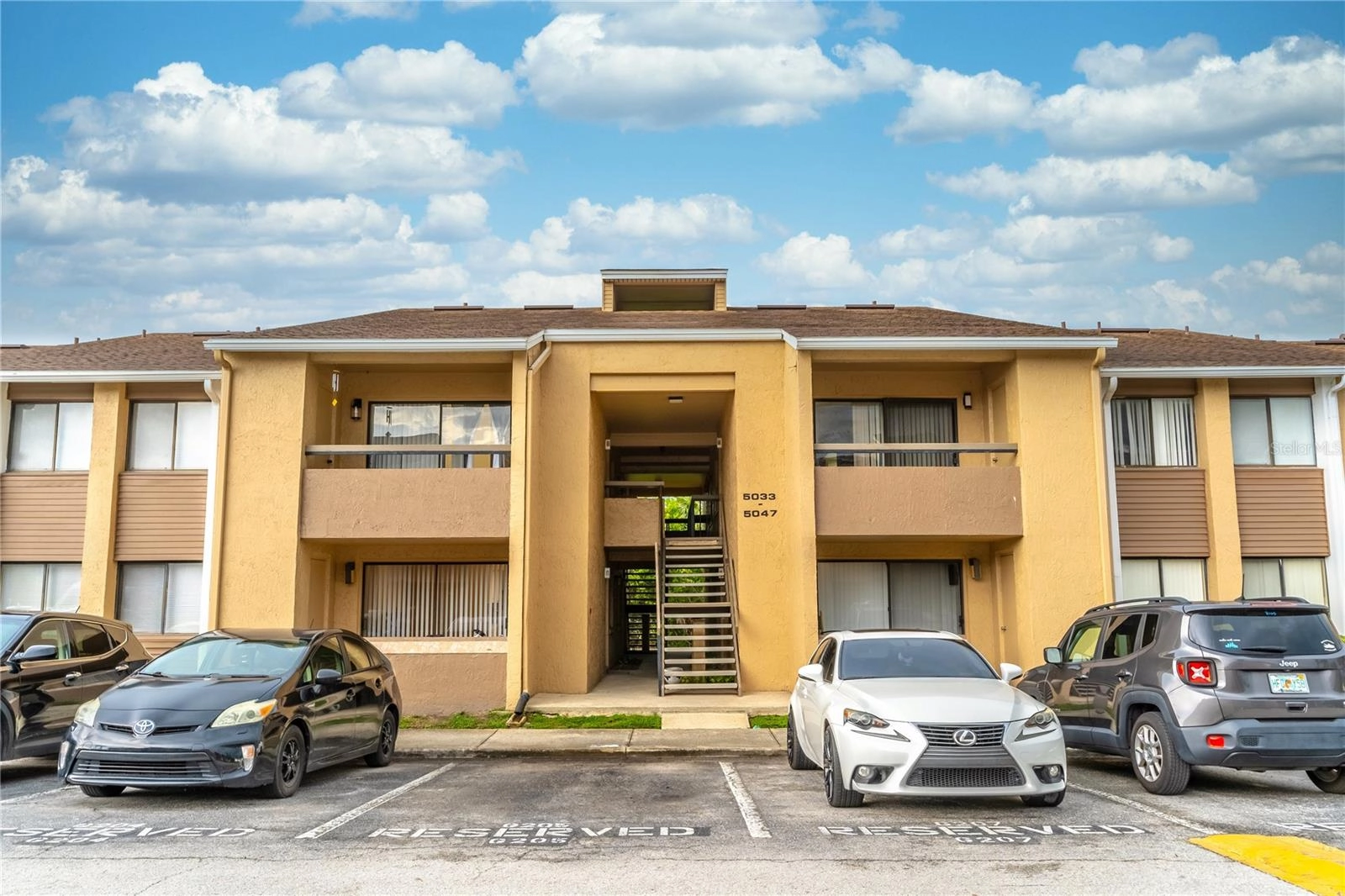 5033 Vineland Rd Unit 106