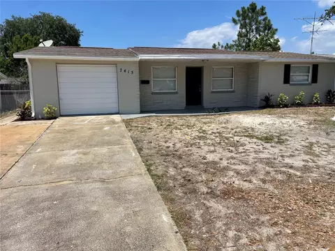7415 Ashwood Dr, Port Richey, FL 34668